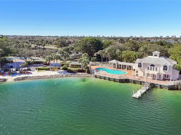 2626 Sailors WAY, NAPLES, FL 34109