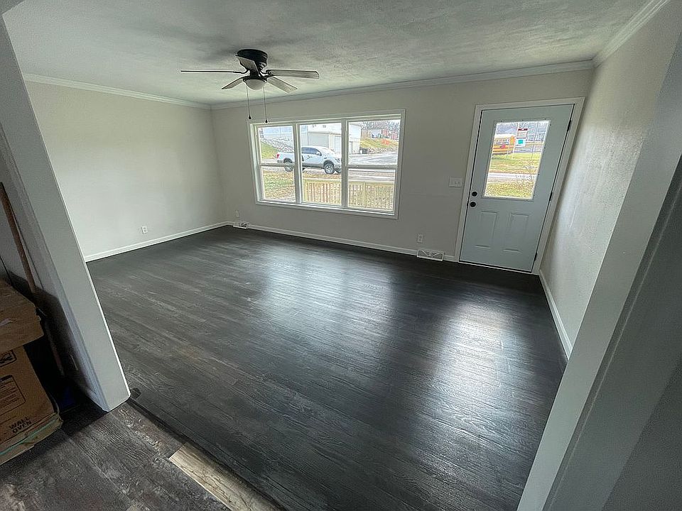 1st image of 514 W Missouri St