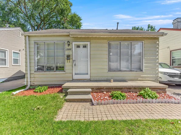 17668 Robert St, Melvindale, MI 48122