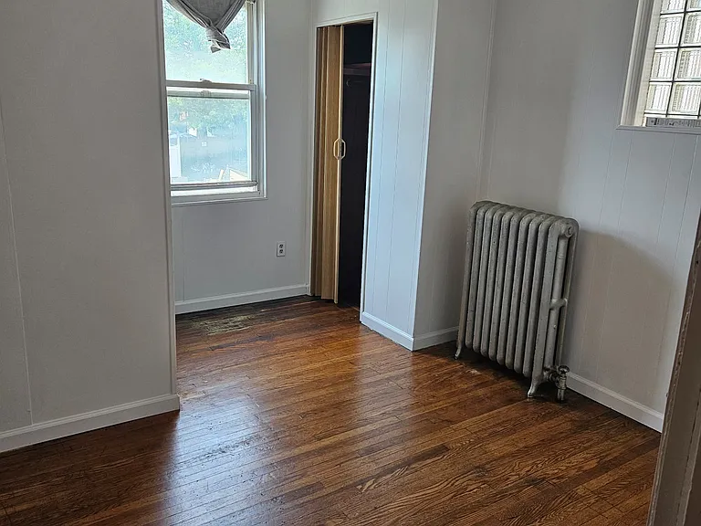 4612 Vista St — Photo 6