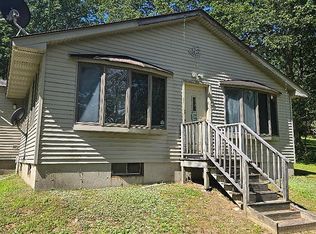 1318 E Otis Rd, Otis, MA 01253