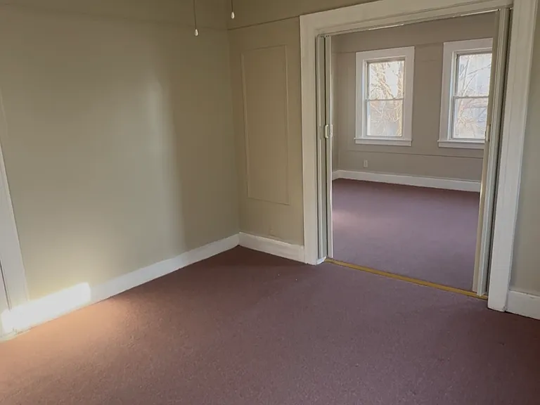 127-05 E 97th Ave #2 — Photo 3