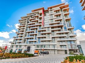 399 Royal Orchard Blvd