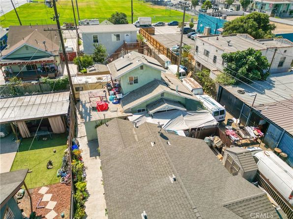 los-angeles-california-440808859 picture