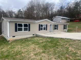 215 Westerly Dr, Mosheim, TN 37818