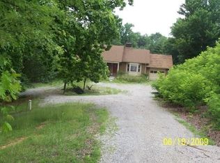 3110 Mowles Rd, Salem, VA 24153