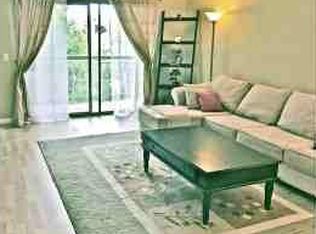 460 N Civic Dr APT 306, Walnut Creek, CA 94596