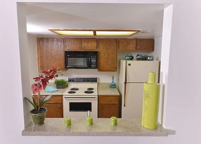 Ridgewood Village — Photo 22
