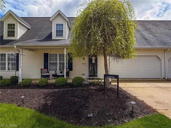 70 High Point Dr Unit 76, Medina, OH 44256