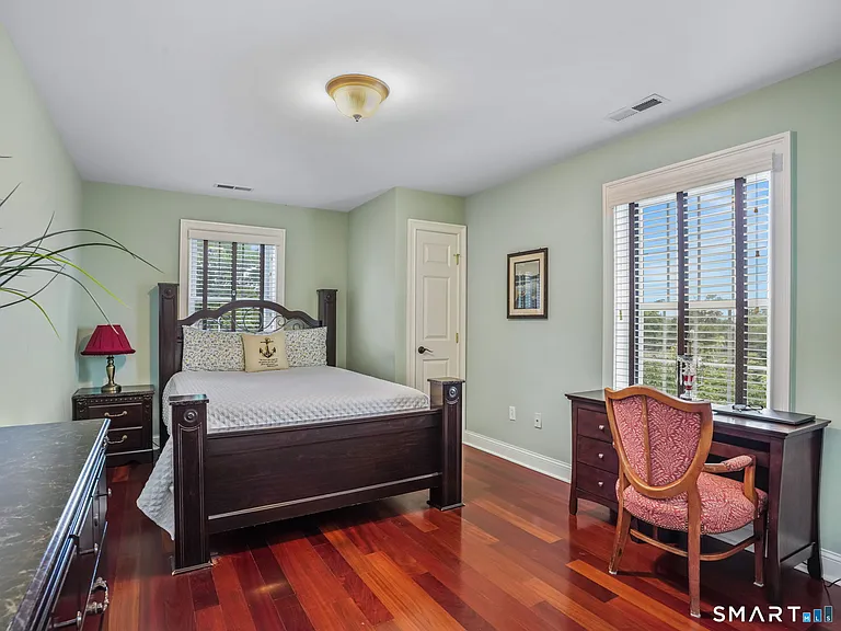 56 Barholm Ave — Photo 15