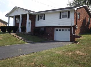 518 Ridgewood Ln, Mount Sterling, KY 40353