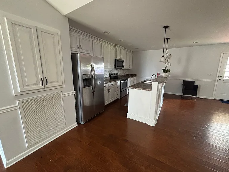 155 Raspberry Dr — Photo 3