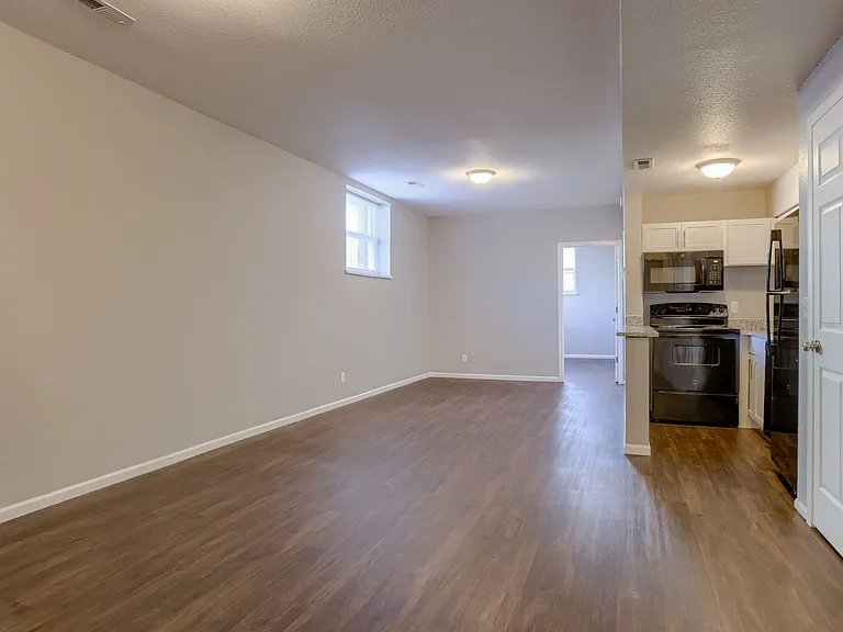 210 S 24th St #103 — Photo 6