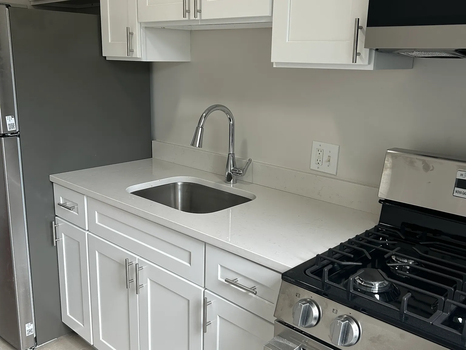 1 bed, 550 sqft, $1,350 — Photo 4