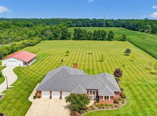 3070 N Otter Creek Rd, Monroe, MI 48161