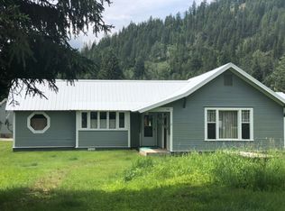 110 S 8th Ave, Ione, WA 99139