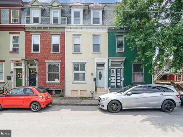 1828 Penn St, Harrisburg, PA 17102
