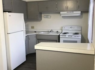 1316 Bismarck Ave APT 4, Oshkosh, WI 54902