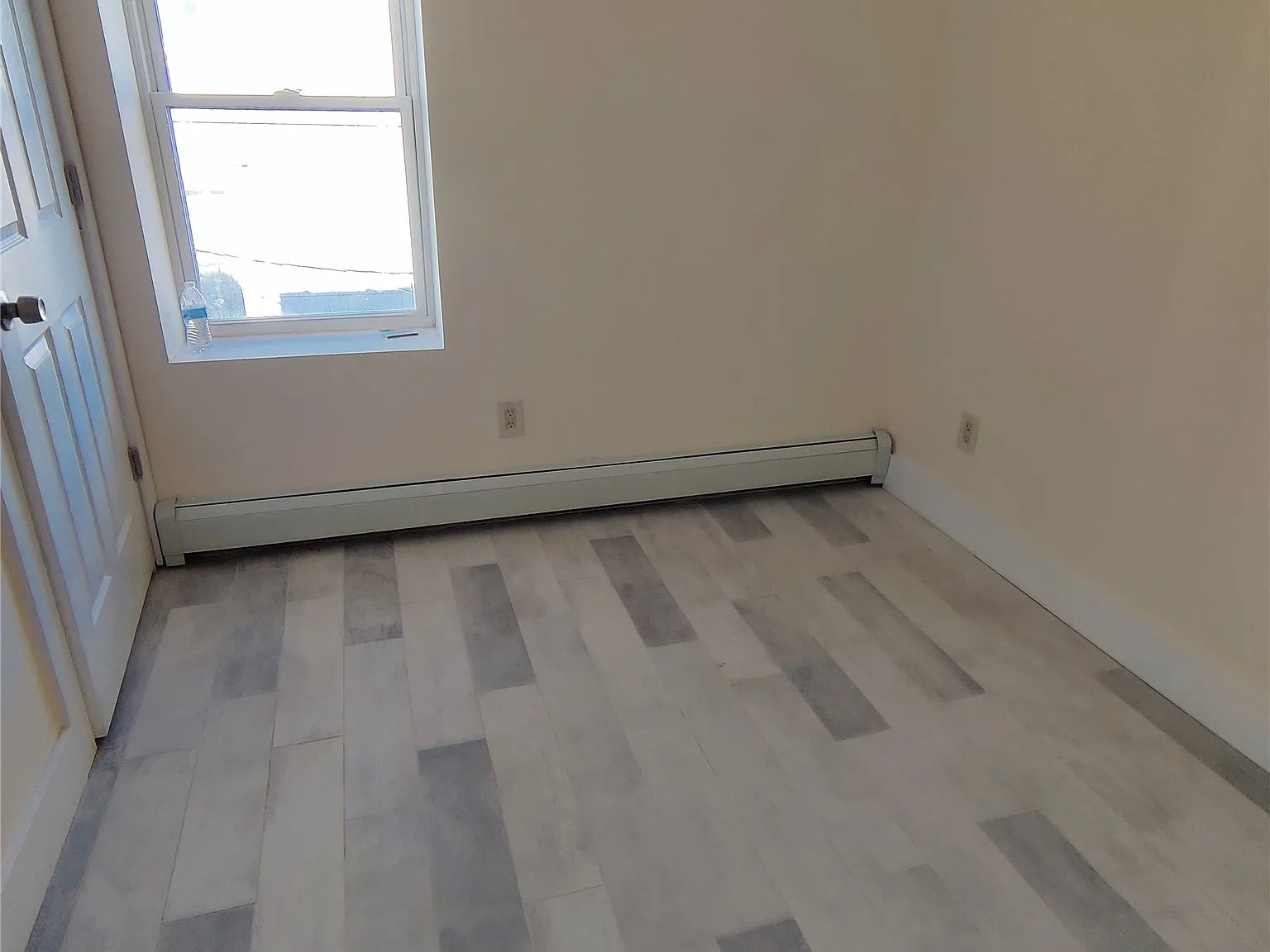 2 bed, 1.0 bath, 615 sqft, $1,250 — Photo 3