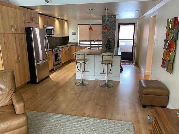 3rd image of 1022 Vine St #1022