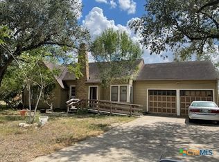 803 Carol St, Kenedy, TX 78119