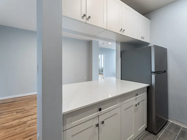 44 Sherman Ave #4B — Photo 8