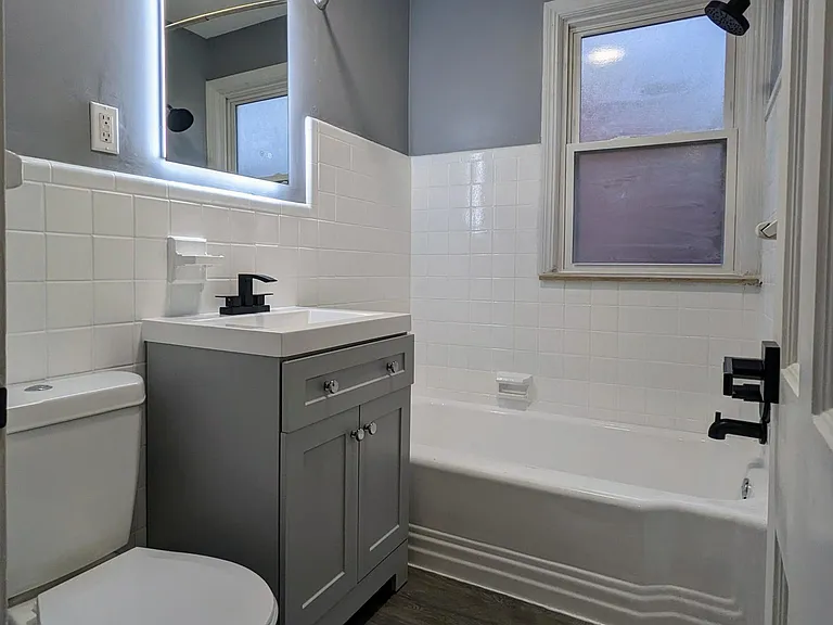 4009 Washington Blvd — Photo 4