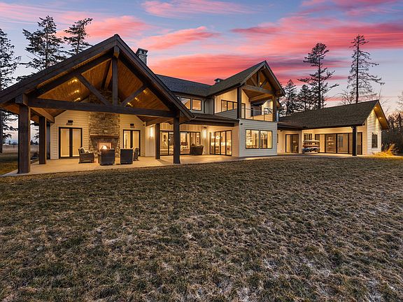 3rd image of 1275 Lower Valley Rd