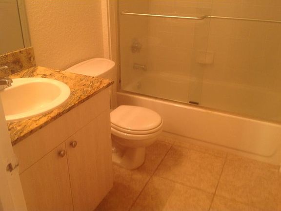 5th image of 2009 Belmont Ln