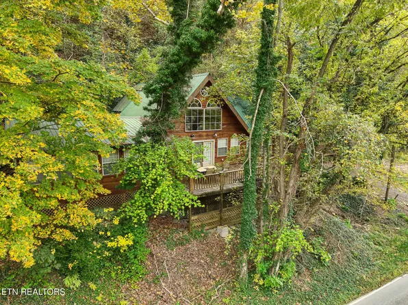 1740 Cherohala Skyway, Tellico Plains, TN 37385
