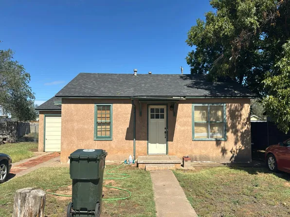 136 Park Dr, Clovis, NM 88101