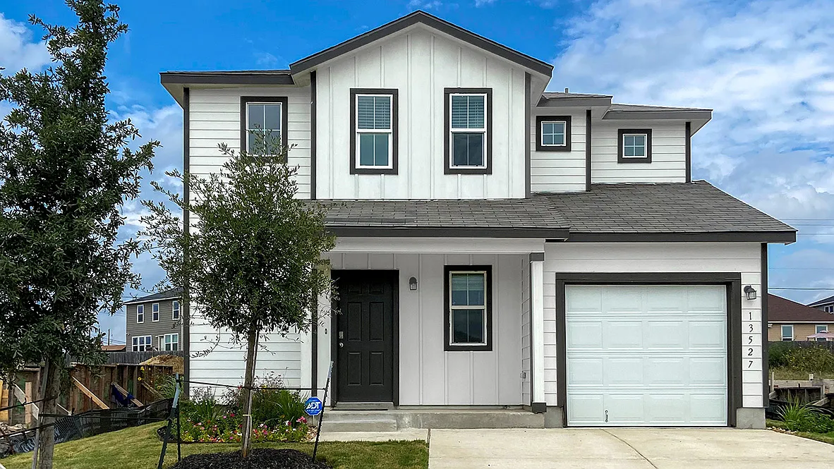3 bed, 2.5 bath, 1510 sqft, $1,900 — Photo 1