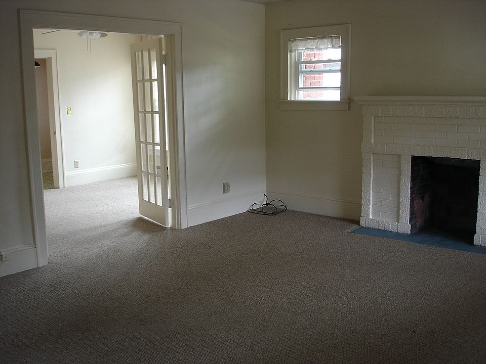 1st image of 301 W G St #B