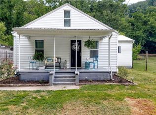 4528 Victoria Rd, Cross Lanes, WV 25313