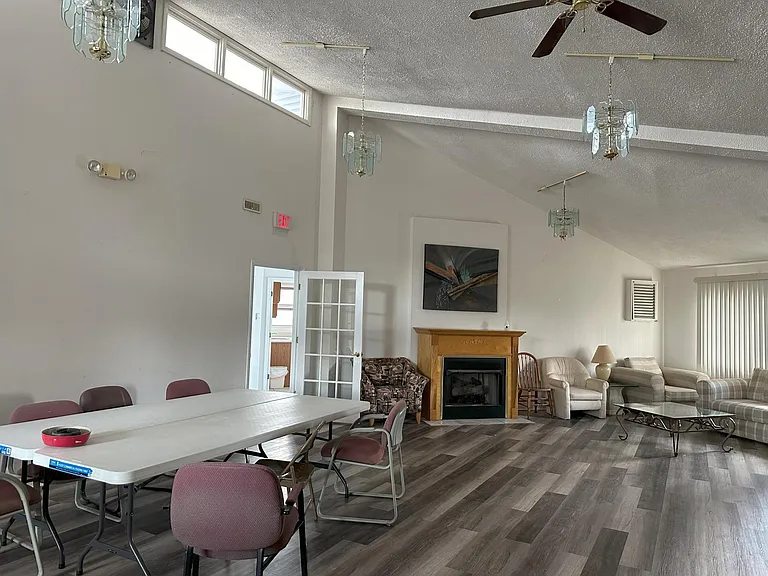 1900 Light Rd #204 — Photo 31