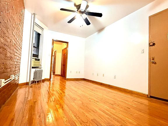 4th image of 324 E 89th St APT 3w