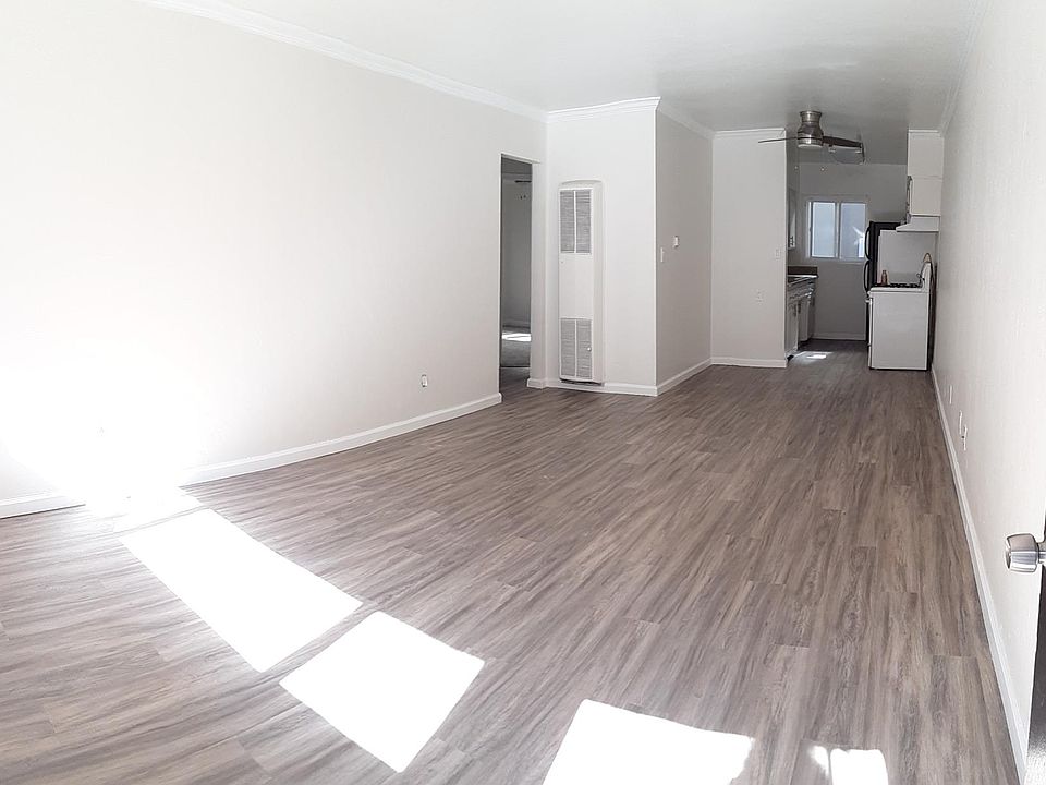 1st image of 2214 Grand Ave