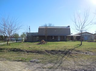208 Bluebonnet St, Gatesville, TX 76528