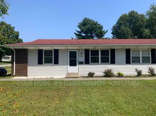 1820 N 16th St, Belleville, IL 62226