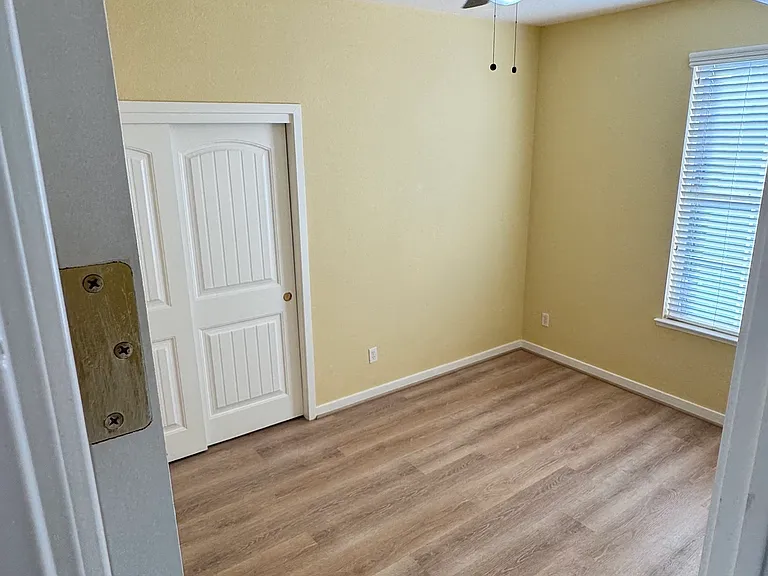 1383 Carlsbad Dr — Photo 15