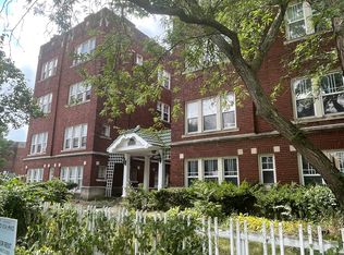 14174 Superior Rd #11, Cleveland, OH 44118