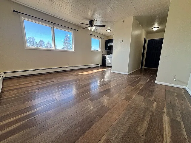 Building Photo - 1214 Lilac Ln #4