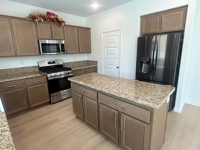 882 Tierra Dr — Photo 4
