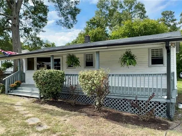 1052 Johnsontown Rd, Thomasville, NC 27360