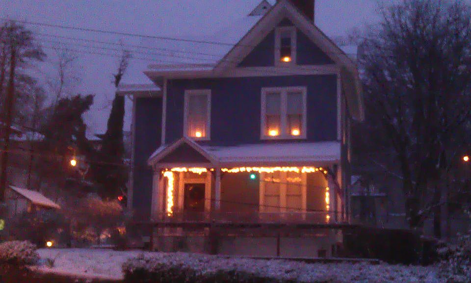 2nd image of 2540 Warsaw Ave
