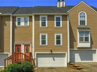 2748 Hunters Point Dr, Wexford, PA 15090