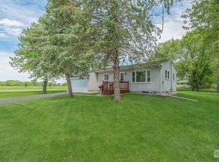 615 W 2nd St, Sandwich, IL 60548