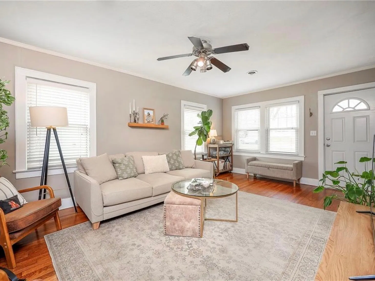 2 bed, 912 sqft, $1,950 — Photo 4