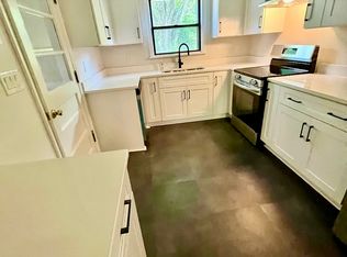 1811 Alpine Dr, Columbia, TN 38401