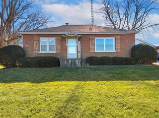 213 Piatt Ave E, Mattoon, IL 61938